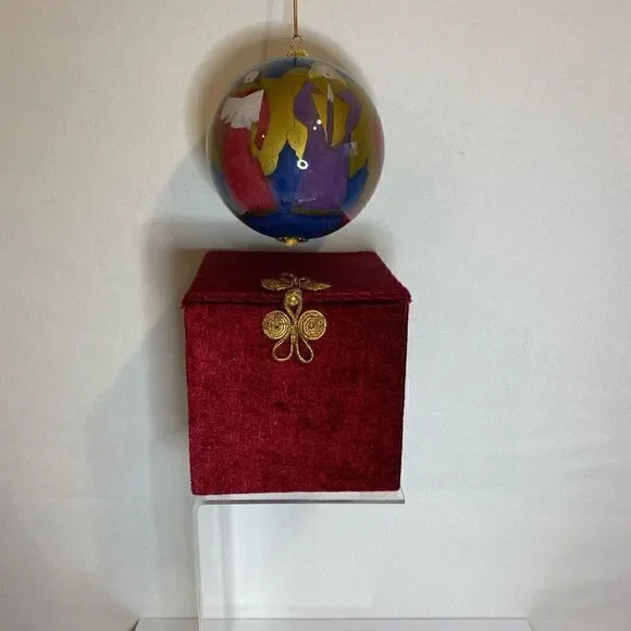 Li Bien Christmas Angel 2000 Ornament - Picture 3 of 7